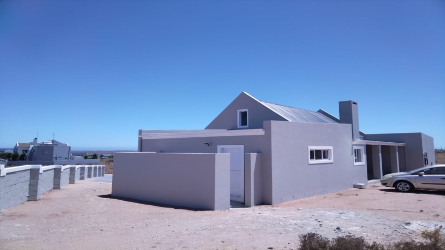 3 Bedroom Property for Sale in Hoogland Western Cape